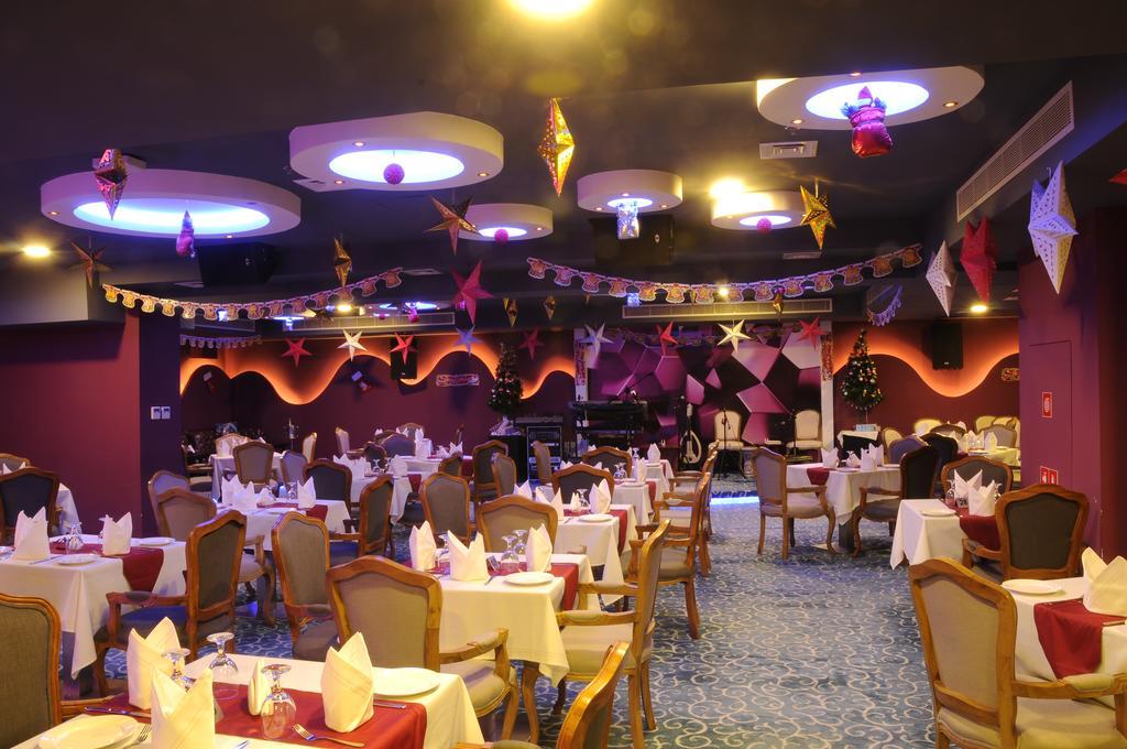 Holiday Bahrain Hotel Manama Exteriör bild
