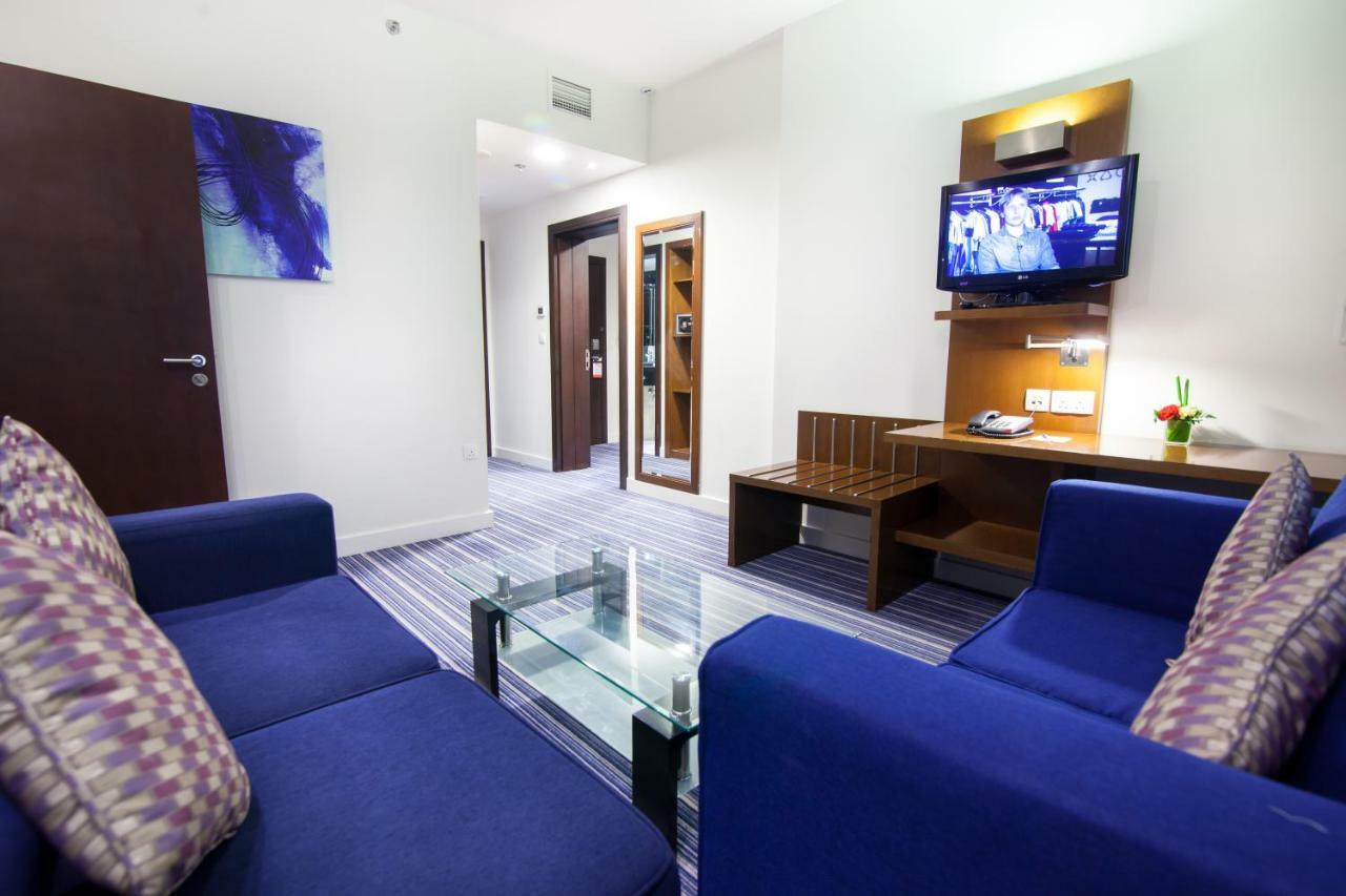 Holiday Bahrain Hotel Manama Exteriör bild